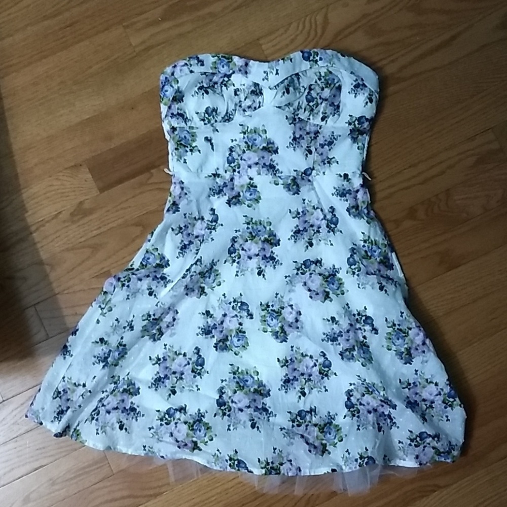 White Floral Strapless Dress